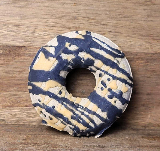 CINNAMON DONUT BATH BOMB