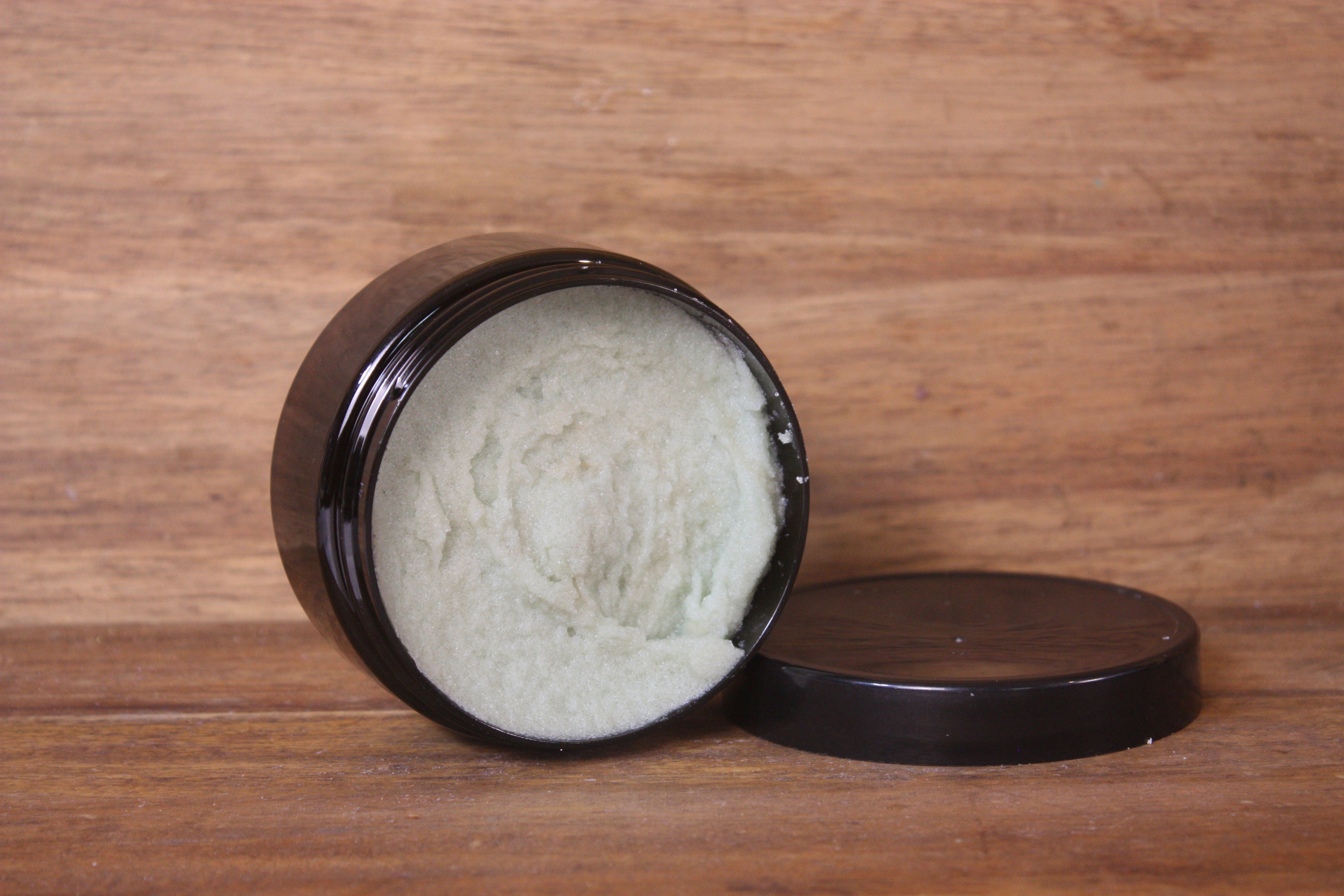 HOLIDAY MEMORIES SUGAR SCRUB